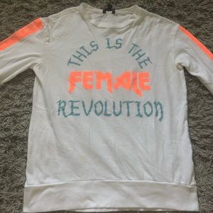 A cute Aeropostale long sleeve 🌻.